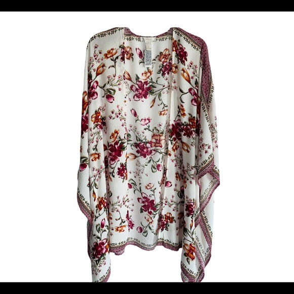 Forever 21 Tops - Forever 21 Floral Kimono Sz M/L
